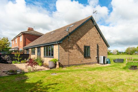 3 bed property, in York YO19, £400,000