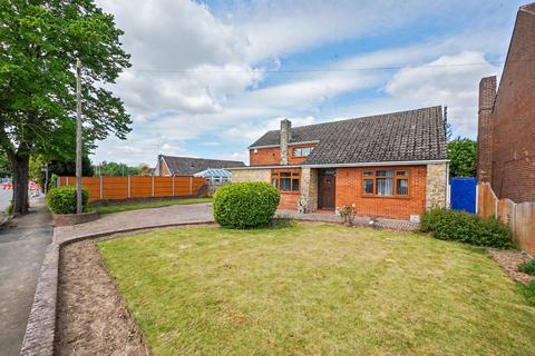 3 bed property, in Borden Lane, £600,000