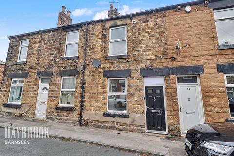 2 bed property, in Blythe Street, £90,000