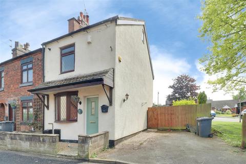 3 bed property, in Dean Hollow, £165,000