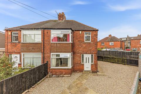 3 bed property, in Westover Avenue, £255,000