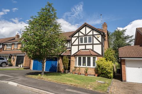 5 bed property, in 6 Besford Grove, £650,000