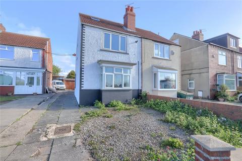 3 bed property, in Windy Hill Lane, £150,000