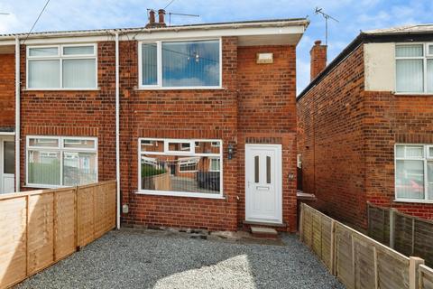 3 bed property, in Manor Road, £149,950