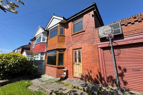 3 bed property, in Bamford Street, £250,000