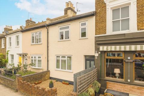 3 bed property, in Bollo Lane, £995,000