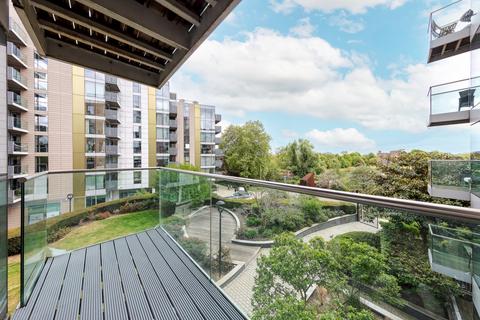 1 bed property, in Goodchild Road, £425,000