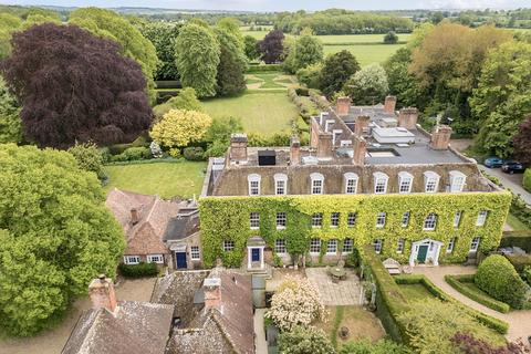 5 bed property, in West Stowell, £750,000
