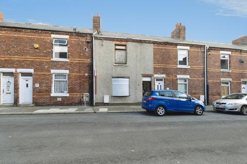 3 bed property, in Twelfth Street, £27,500