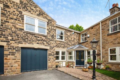 1 bed property, in Fulwood Road, £255,000