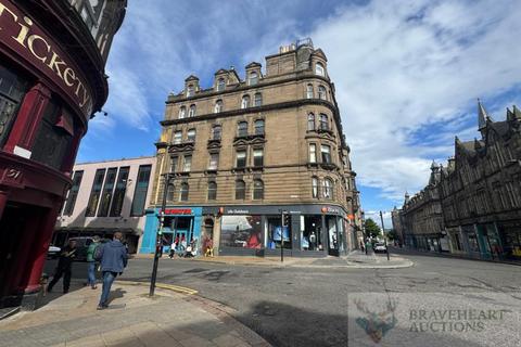 3 bed property, in Flat 4/1, £70,000