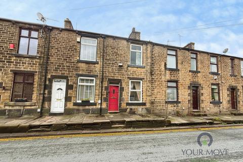2 bed property, in Chew Valley Road, £210,000