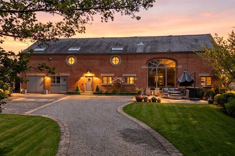 5 bed property, in Plex Lane, £1,300,000