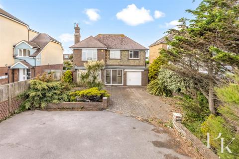 4 bed property, in Brighton Road, £575,000