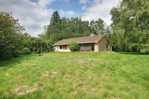 3 bed property, in Michelmersh, £750,000