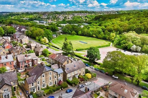 6 bed property, in Hartington Road, £675,000