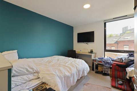 Studio, in Nurtur House, £75,000