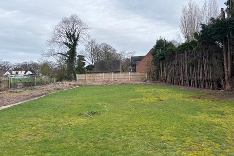 Land, in Land To Rear Of, £295,000