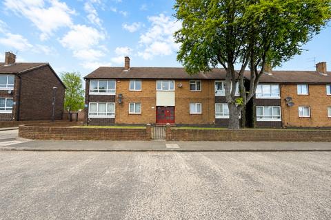 2 bed property, in Roedean Road, £50,000