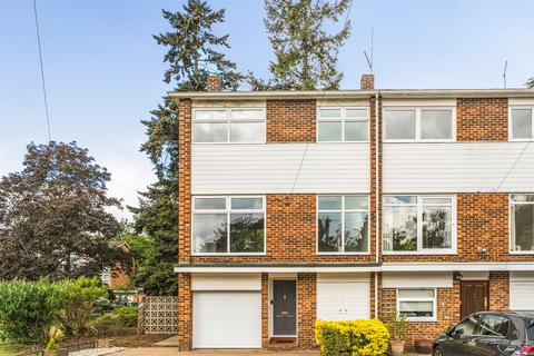 3 bed property, in Boulters Court, £650,000