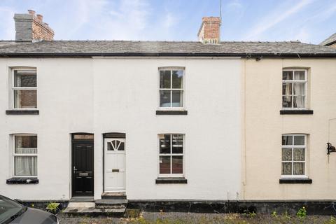 2 bed property, in Picton Street, £135,000