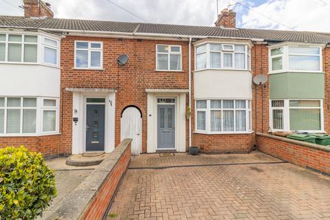 3 bed property, in Broad Street, £255,000