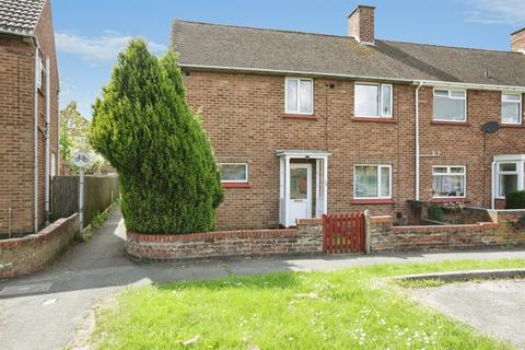 3 bed property, in Lytham Road, £200,000