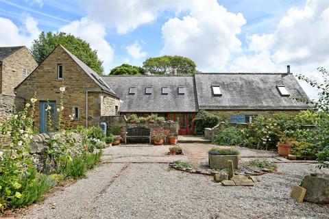 5 bed property, in The Old Barns, £895,000
