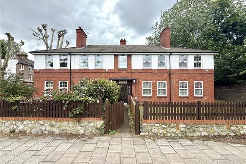 3 bed property, in Burlington Lane, £360,000