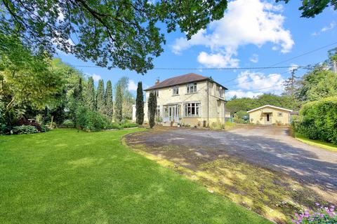 4 bed property, in Oakwood, £499,950