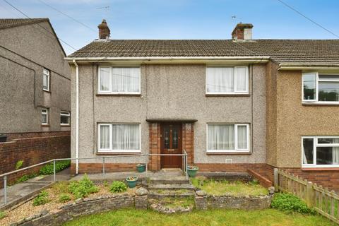 3 bed property, in Heol Y Llwynau, £160,000
