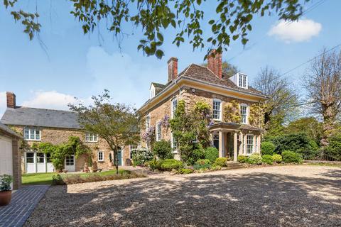 6 bed property, in Market Place, £3,000,000
