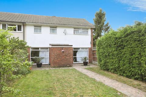 3 bed property, in Reculver Walk, £325,000