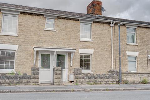 4 bed property, in Prospect Place, £275,000