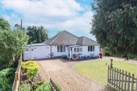 3 bed property, in Paice Lane, £800,000