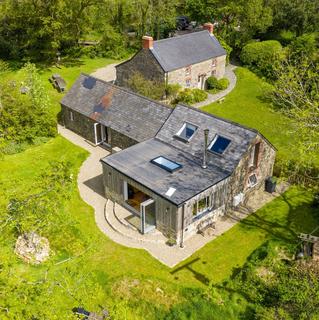 5 bed property, in Hermon, £690,000