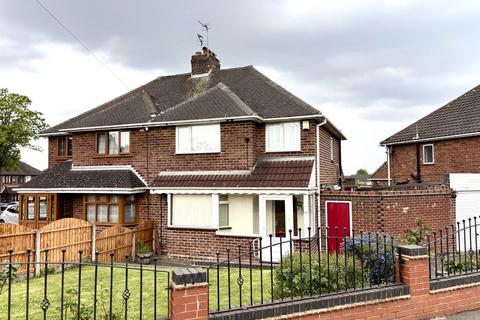 3 bed property, in Collingwood Drive, £250,000