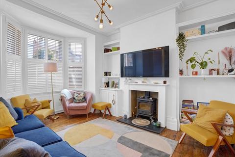4 bed property, in Crystal Palace Road, £1,350,000