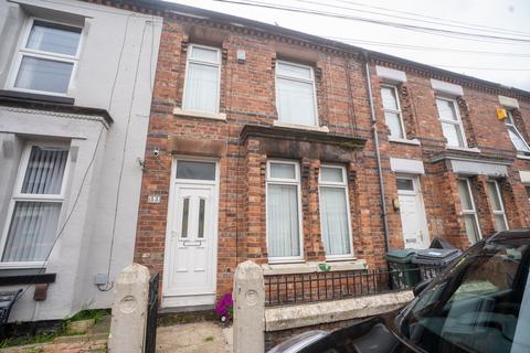 3 bed property, in Tudor Road, £86,000