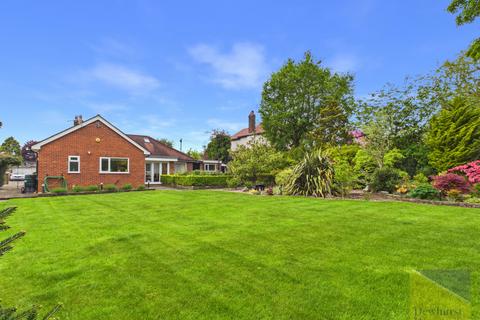 4 bed property, in Marlborough Drive, £490,000