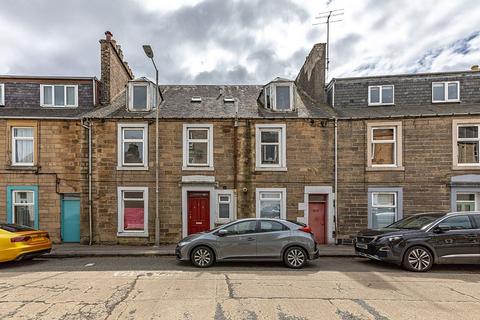 2 bed property, in 5-3, £75,000