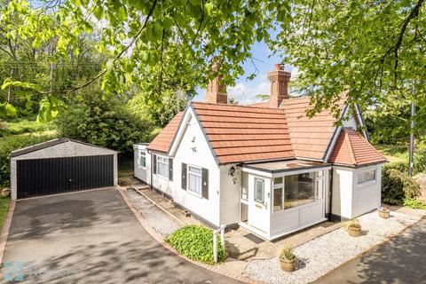 3 bed property, in Seifton, £399,950