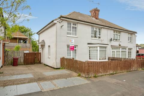 3 bed property, in Theodore Road, £130,000