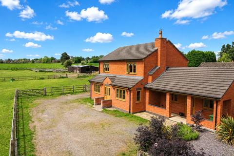 3 bed property, in Stanklyn Lane, £725,000
