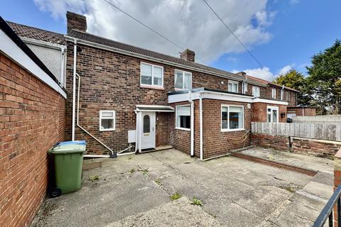 3 bed property, in George Avenue, £95,000