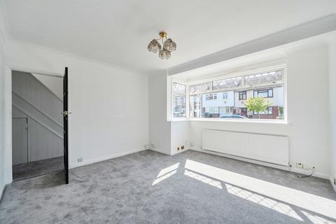 3 bed property, in Brockenhurst Way, £550,000
