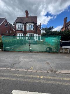 12 bed property, in 265 London Road, £390,000