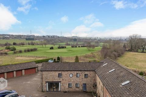 4 bed property, in The Gates, £850,000