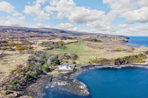 9 bed property, in Borreraig, £850,000