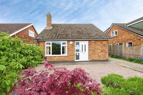 3 bed property, in Cherry Wood Crescent, £350,000